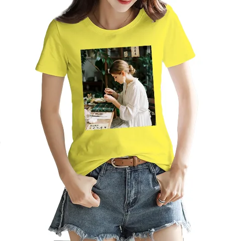 Daisy yellow